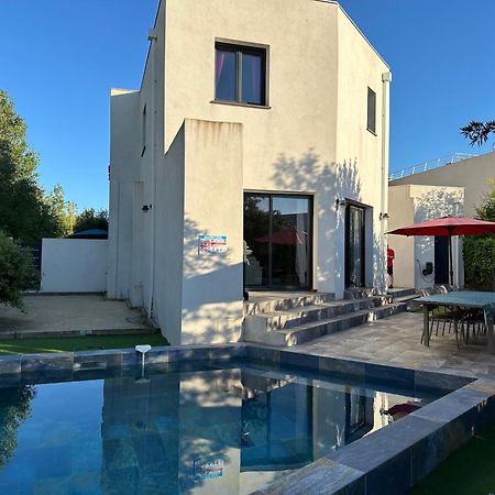 Villa En Bord De Plage セット エクステリア 写真