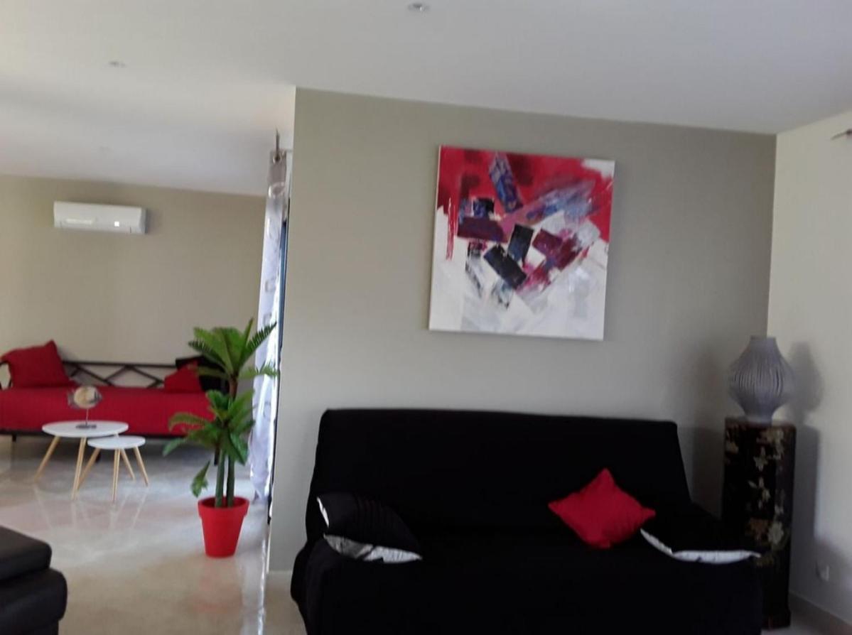 Villa En Bord De Plage セット エクステリア 写真