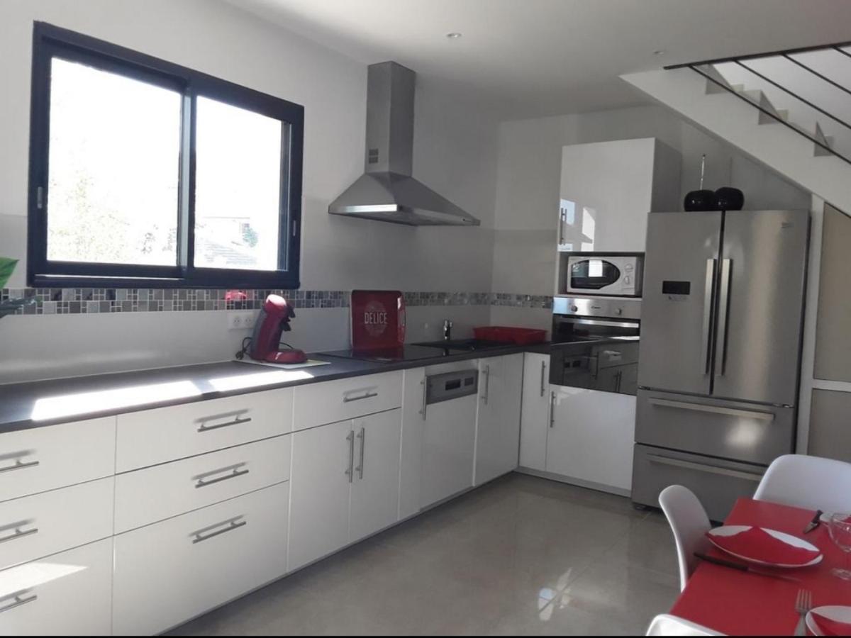 Villa En Bord De Plage セット エクステリア 写真