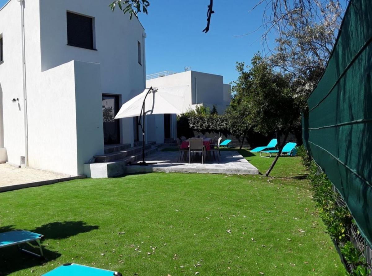 Villa En Bord De Plage セット エクステリア 写真