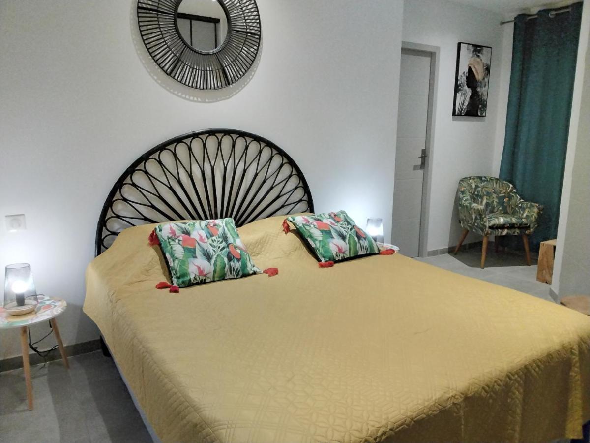 Villa En Bord De Plage セット エクステリア 写真