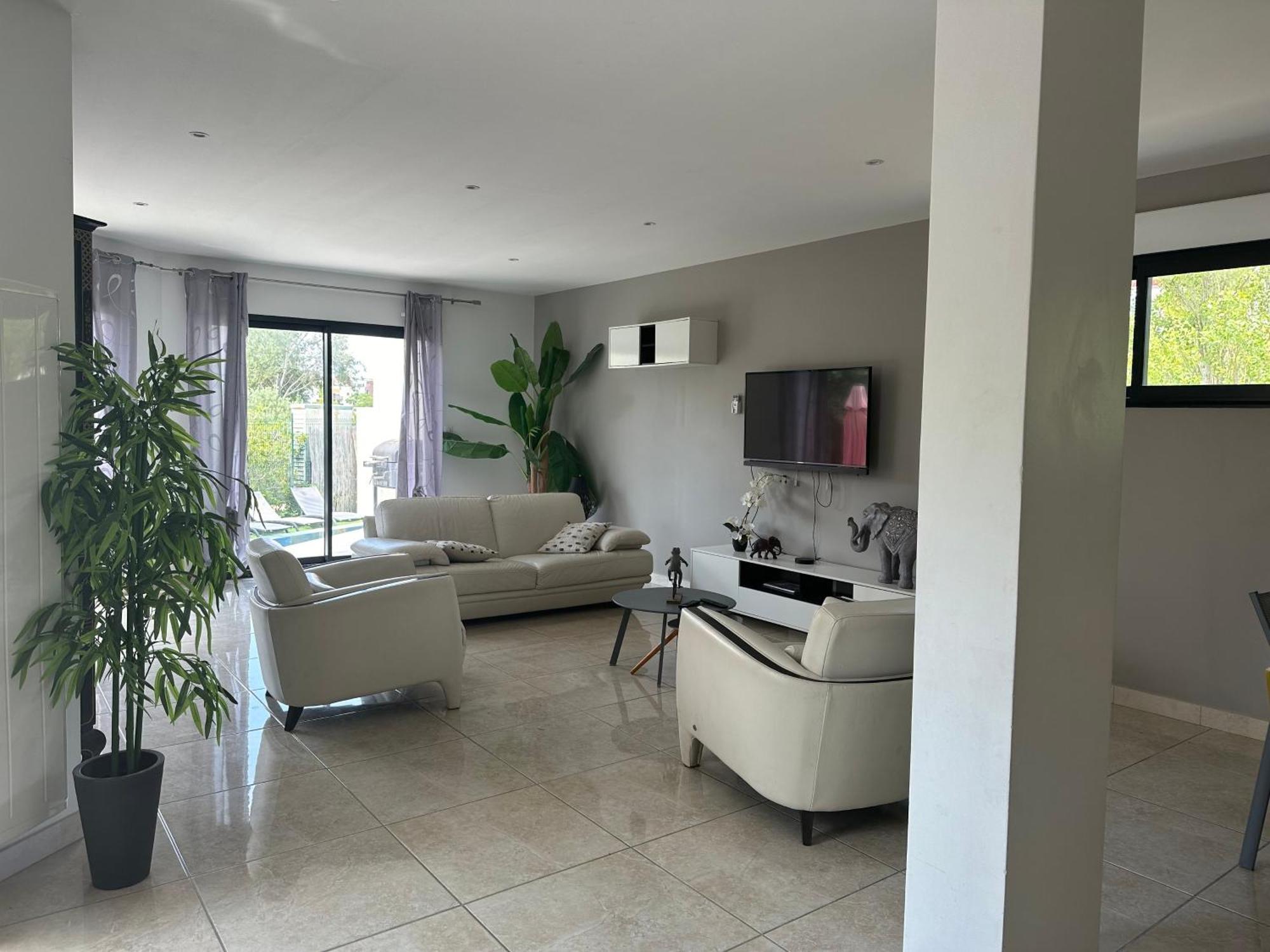 Villa En Bord De Plage セット エクステリア 写真
