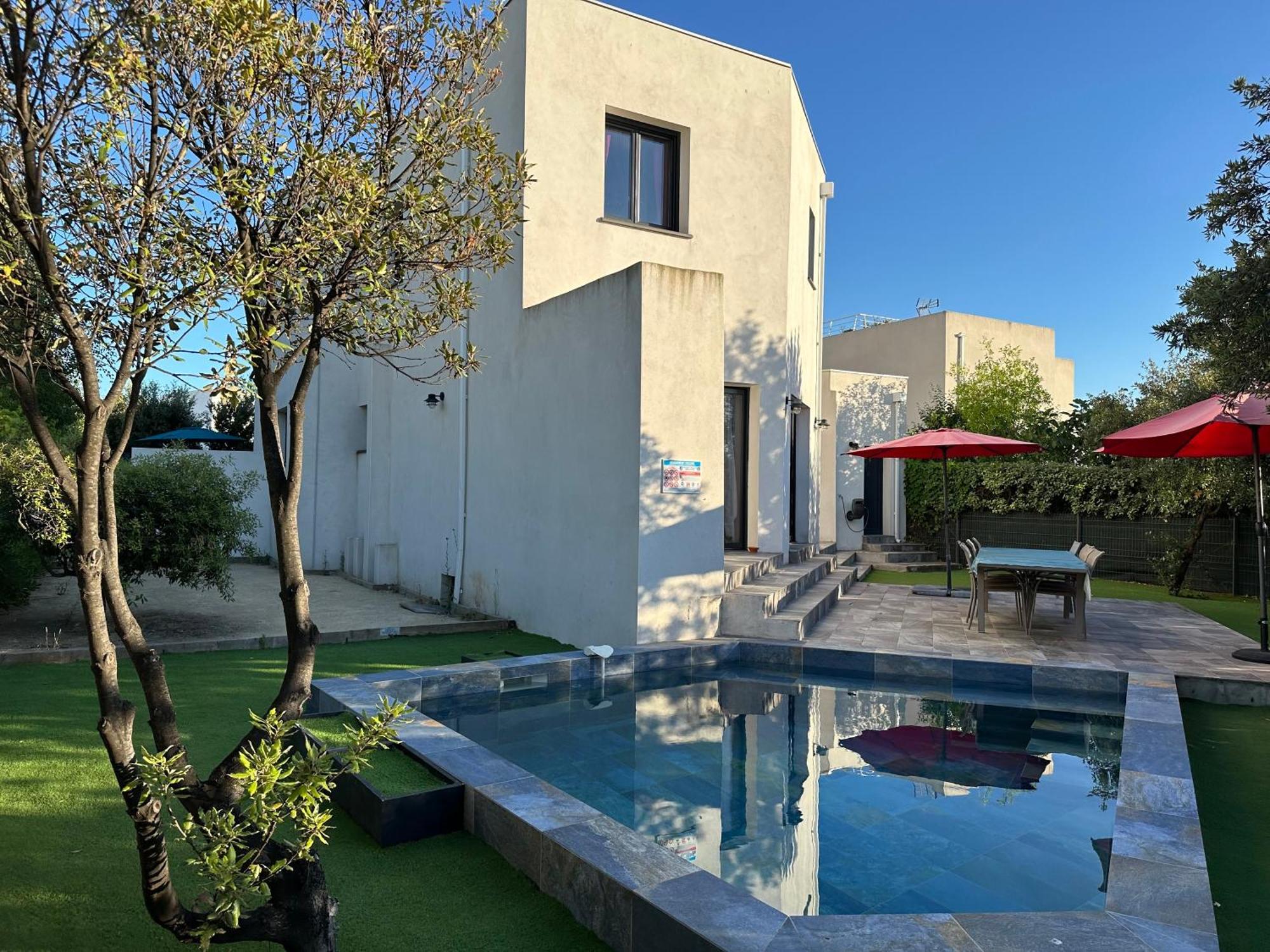 Villa En Bord De Plage セット エクステリア 写真